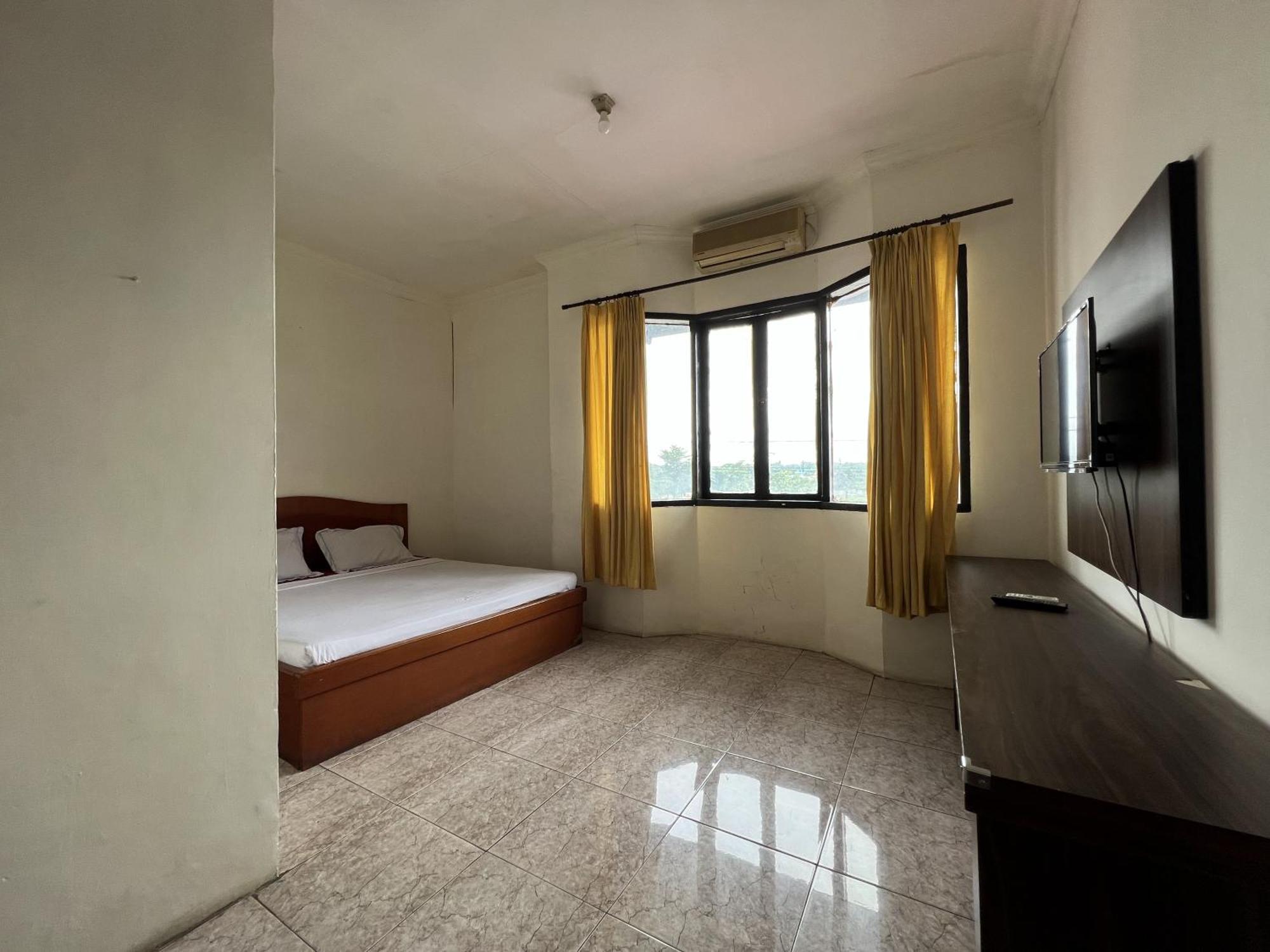 Oyo 92098 Kost Orange Syariah Hotel Makassar Eksteriør billede