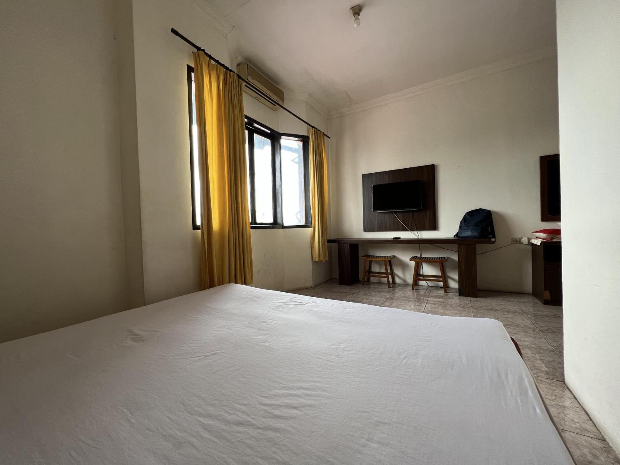Oyo 92098 Kost Orange Syariah Hotel Makassar Eksteriør billede